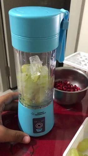 Portable USB Electric Juicer Bottle 6 Blade Rechargeable Blender – 380ML